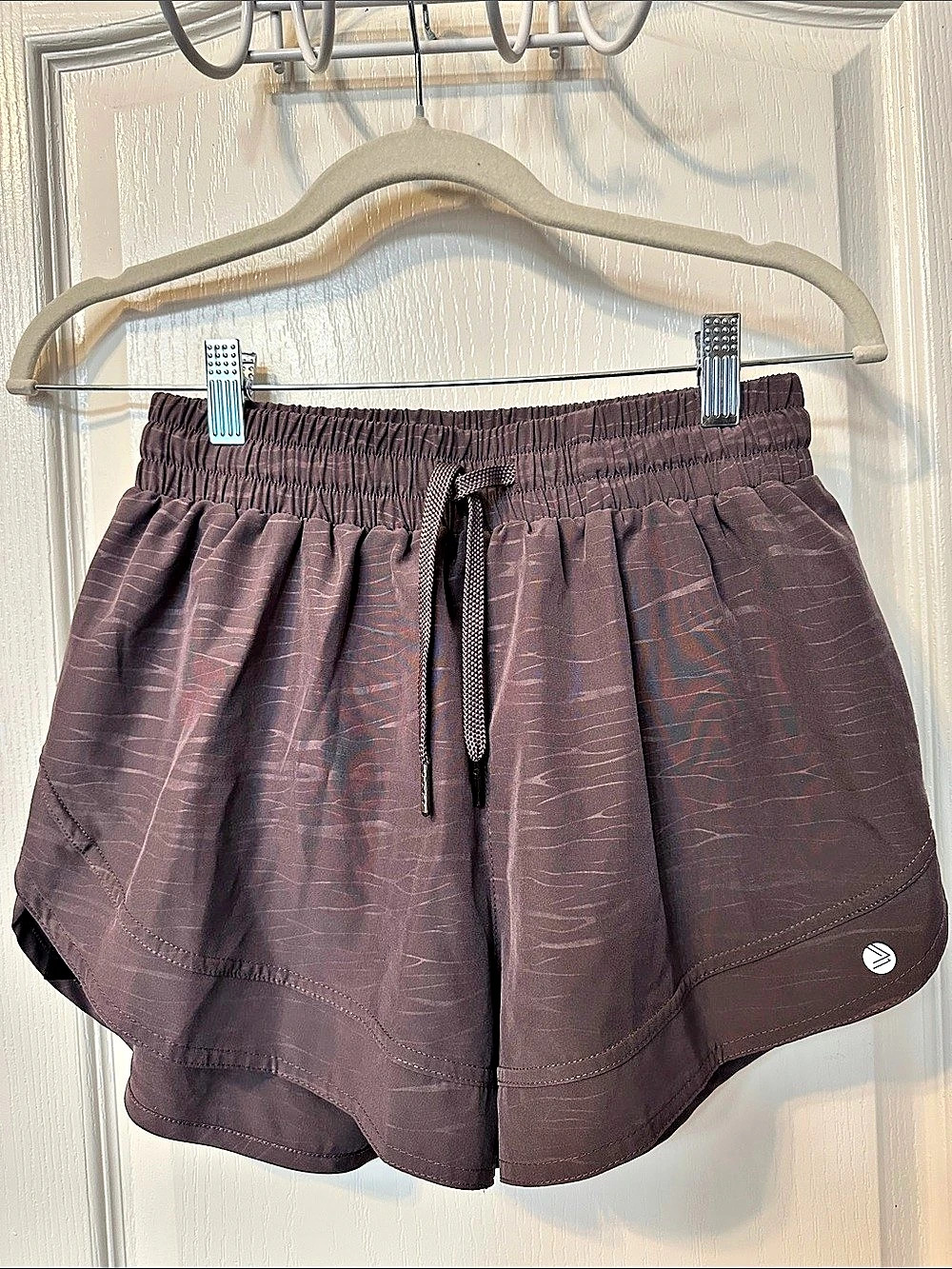 Savvi Women's Athletic Shorts in Brown Size Large